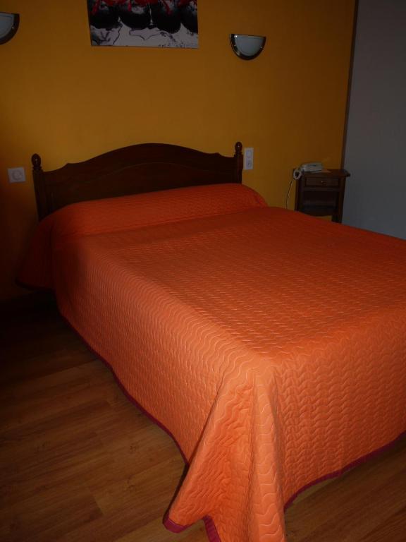 Hotel Le Castelet Ax-les-Thermes Rum bild